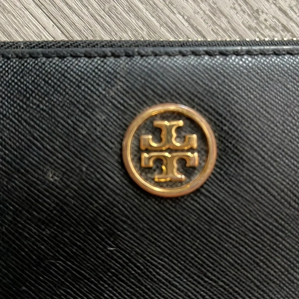 Tory Burch wallet